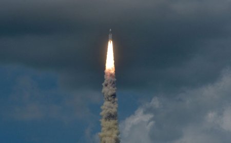 Chandrayaan-3 spacecraft only 1,400 km away from moon: ISRO