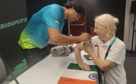'Can't sign on Indian flag': Neeraj Chopra's gesture wins hearts