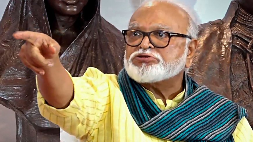Maharashtra: After Oppn parties, now minister Chhagan Bhujbal seeks Sambhaji Bhide's arrest