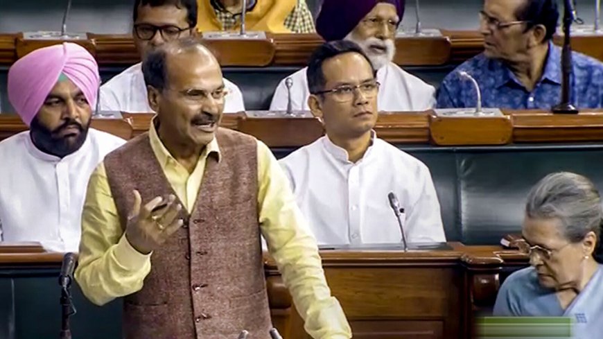 No-confidence motion: Opposition's 'INDIA INDIA' counter to BJP's 'Modi' chants as PM arrives in Lok Sabha | Watch