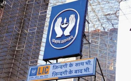 LIC share price rallies over 4%; extends gains for fourth straight session