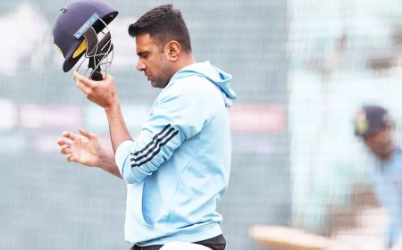 Watch: R Ashwin's late-night batting practice after India's win