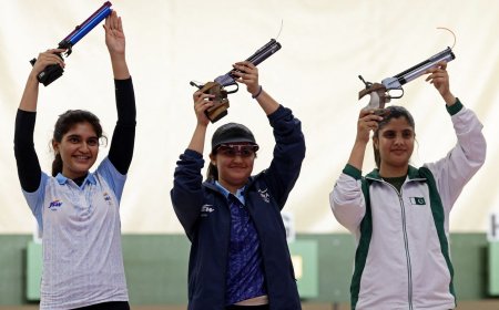 India vs India at Asian Games: Palak defeats Esha to win gold, latter settles for silver in 10m air pistol