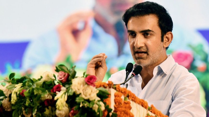 Gautam Gambhir's 'obscene' gesture amid 'Kohli' chants goes viral, says Pakistanis raised anti-India slogans