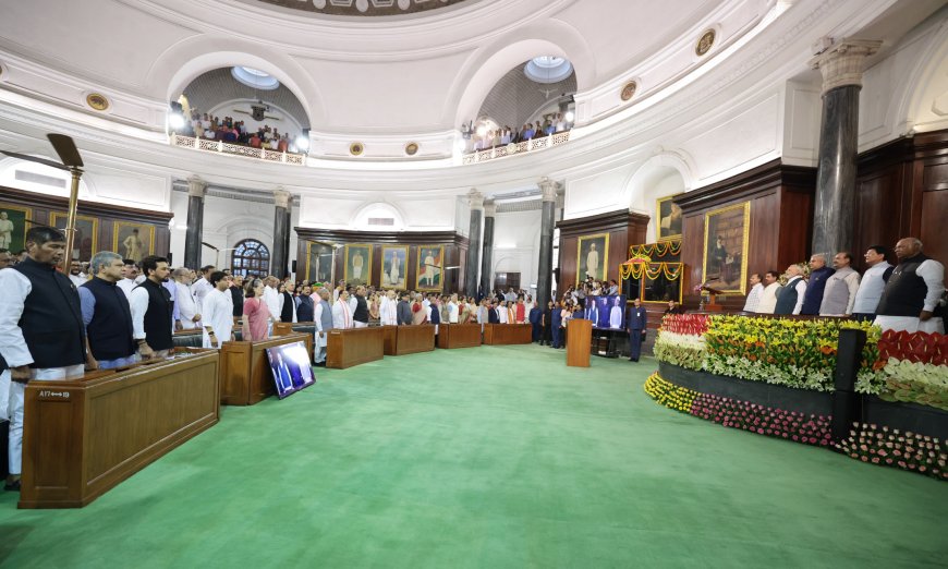 PM meets the members of Parliament at the Central Hall of the old Parliament building,