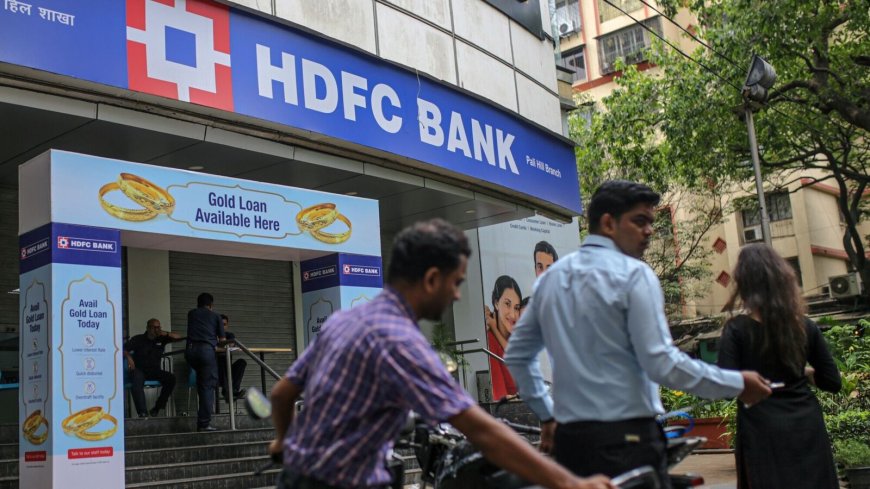 Are HDFC Bank shares gearing for an ITC moment?