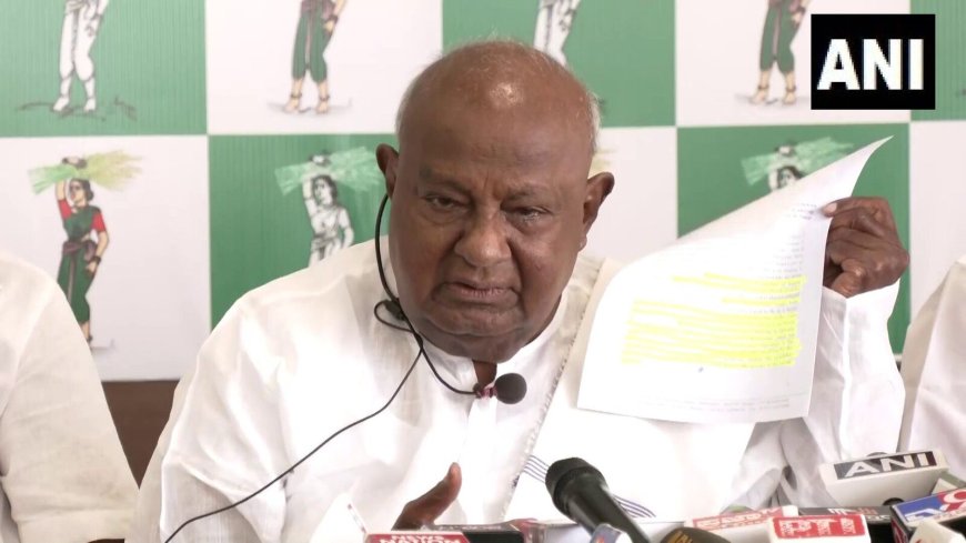 Cauvery Issue: HD Deve Gowda gets emotional, says 'I'm alive not for politics or power'| WATCH