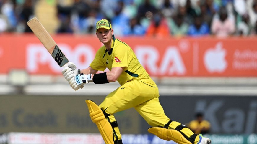 India vs Australia 3rd ODI Live Score Updates: Australia at 196/1 in 26 overs, Smith completes his 30th ODI half century