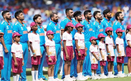 India favourites to win World Cup, but wait and watch: Hafeez