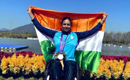 Asian Para Games 2023: PM Modi, Smriti Irani, other leaders congratulate Prachi Yadav for winning silver in canoeing
