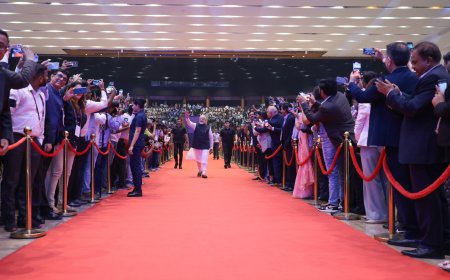 PM inaugurates 7th Edition of the India Mobile Congress (IMC)