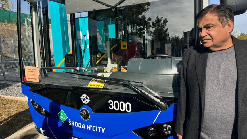 Nitin Gadkari rides hydrogen bus in Prague