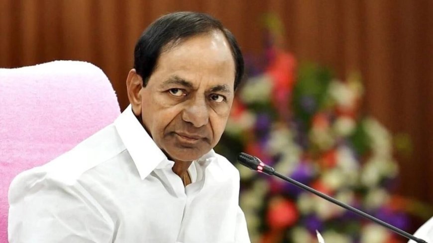 Telangana polls: From ₹15 lakh insurance scheme to gas cylinders at ₹400, here's what KCR promised in BRS manifesto