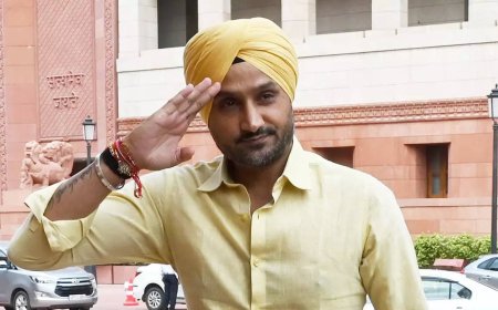 'Log kuch bi bakte hai': Harbhajan rejects Inzamam's claims