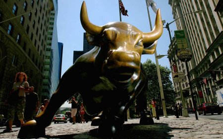 Market looks steady as global equities head towards big monthly gains