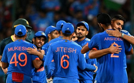 India vs Australia Highlights, 5th T20: India defeat AUS by 6 runs in nail-biting finish, secure series 4-1