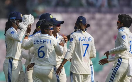 Women's Test: India hammer England by 347 runs