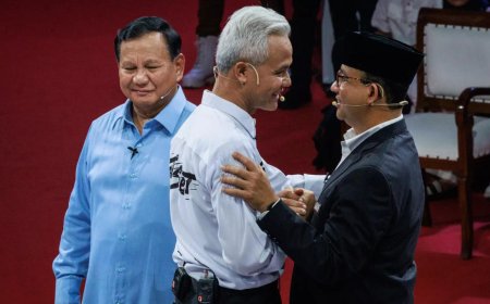 Indonesia presidential candidate Prabowo cements lead in the poll