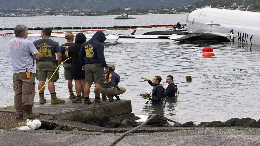 US Navy plans to raise jet plane off Hawaii coral reef using inflatable cylinders