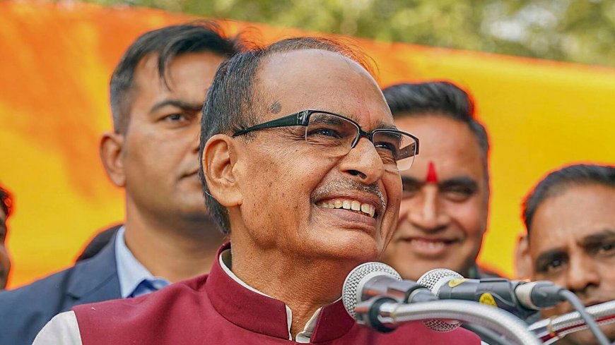 <i>Rajtilak se vanvaas</i>: Ex-MP CM Shivraj Singh Chouhan on political journey as women shout 'don't leave us'