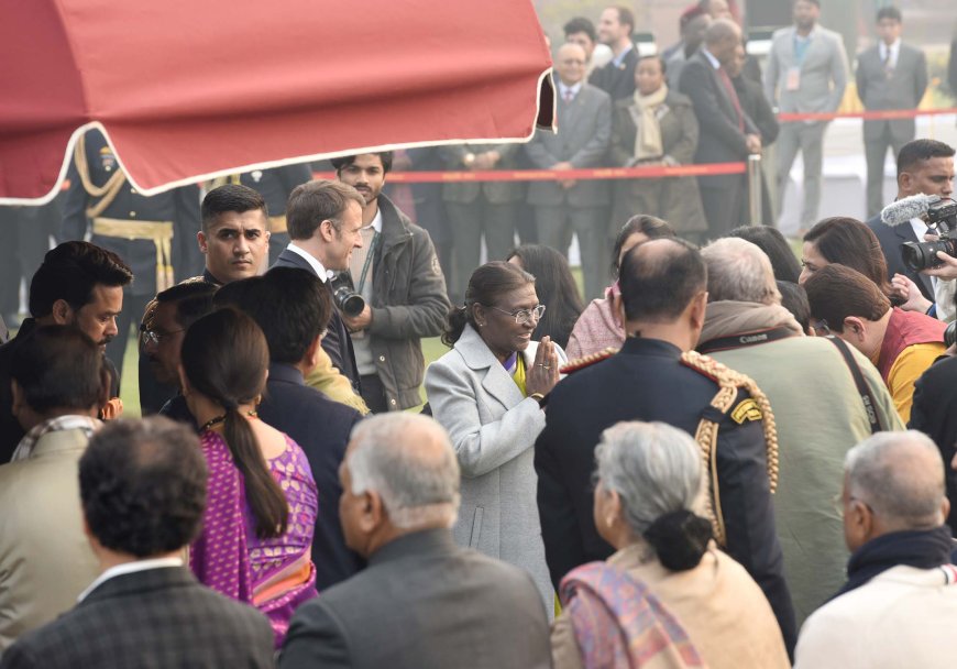 President of India Hosts President of France