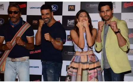 When Akshay unbuttoned Jackie Shroff’s shirt