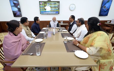 PM having lunch with fellow MPs at Parliament Canteen