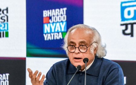 Congress approaches Tribunal after I-T department seizes  ₹65 crore from its bank accounts