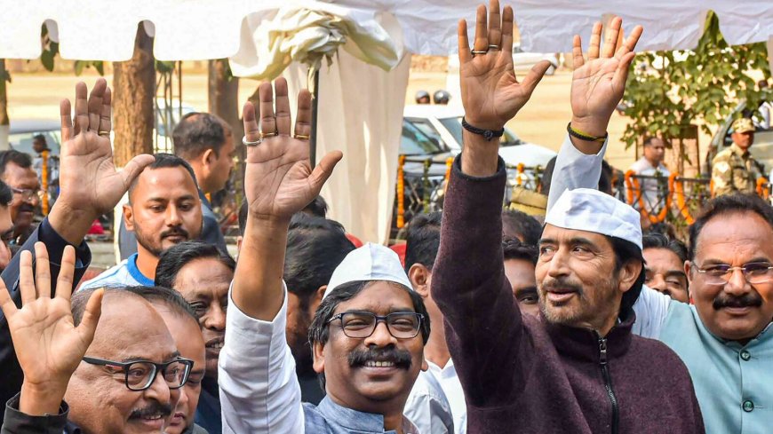 Jharkhand Congress, JMM MLAs move to Hyderabad ahead of floor test