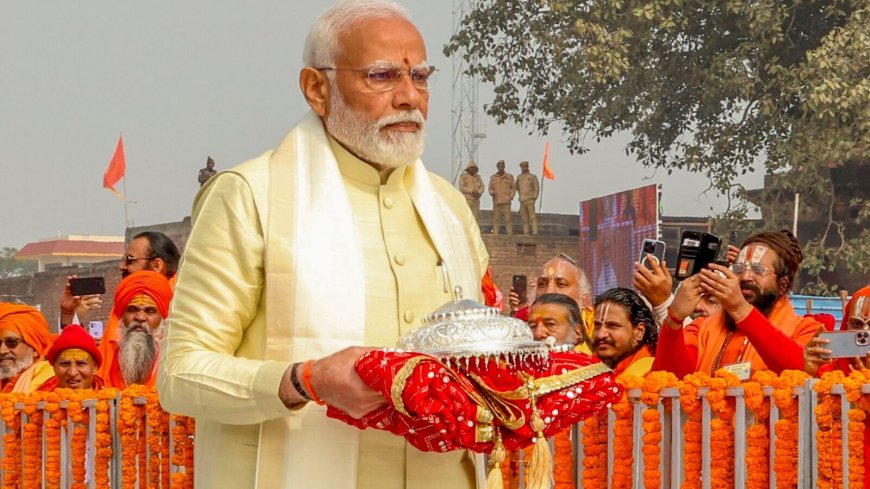 ‘PM Modi doesn't speak… <i>muh mein ram bagal mein churi rakhte hein…</i>,’ Congress chief Kharge