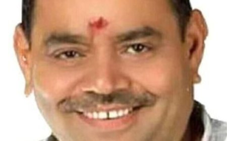 Fresh setback for Congress as former Varanasi MP Rajesh Kumar Mishra joins BJP in Delhi