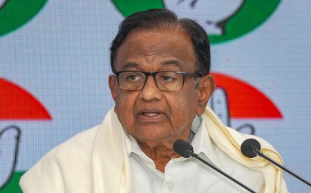 Amending constitution will end parliamentary democracy, says Chidambaram on Anant Hegde