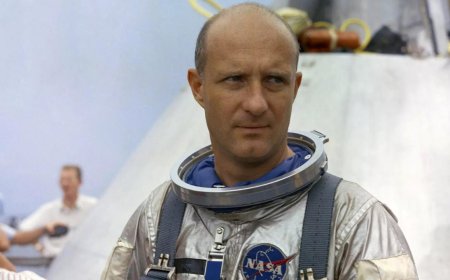 Astronaut Thomas Stafford dies at 93