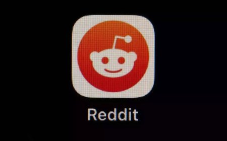Reddit, the self-anointed 'front page of the internet,' jumps 55 per cent in Wall Street debut