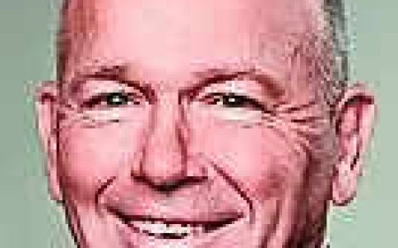 Boeing CEO to quit in overhaul sparked by Max safety crisis