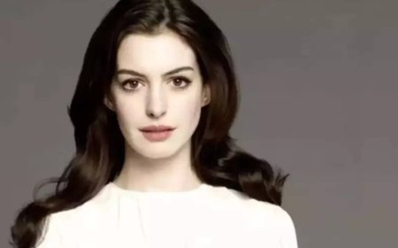 How Nolan helped Hathaway with online toxicity