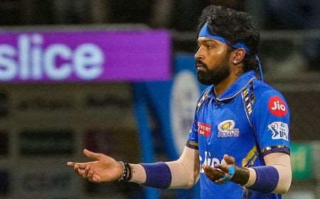 'Worst bowling I've seen for a long, long time': Sunil Gavaskar slams Hardik Pandya after MI vs CSK IPL 2024 clash