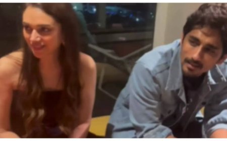 Sonu-Anu ’s concert at Farah's house party