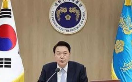 South Korea's president talks to opposition about cooperation after his party was routed in election