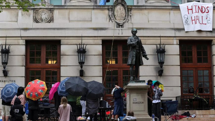 Pro-Gaza protesters occupy Columbia University building