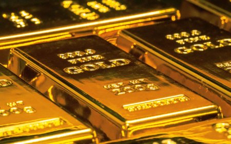 Gold rates today: Yellow metal pulls back over high interest rates by US Fed, silver trades flat