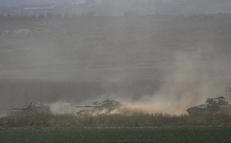 Israel pushes deeper into Rafah, forcing 300,000 civilians to flee