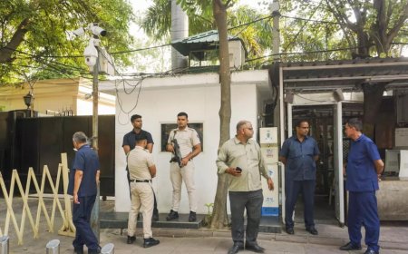 Forensic team collects CCTV dump at CM Kejriwal's residence