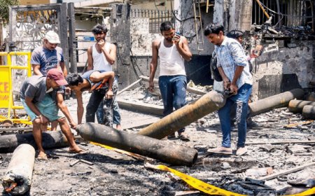 What happened at Delhi's Baby Care New Born Hospital