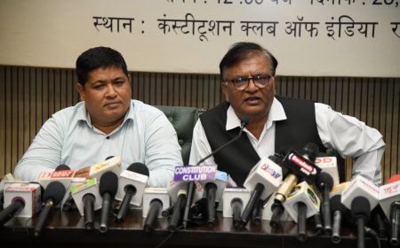 Press Confrance on Multy Crore Scam by Corruped Sr. Officers in State Utility corporation