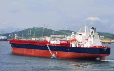 A missile attack damages a ship in the Red Sea off Yemen's coast near previous Houthi rebel assaults