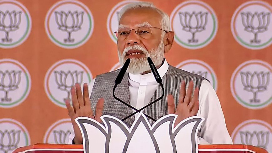 ‘Congress is dying &amp; Pakistanis are crying’; Pak leaders want Congress 'shehzada' as India's PM: Modi in Gujarat