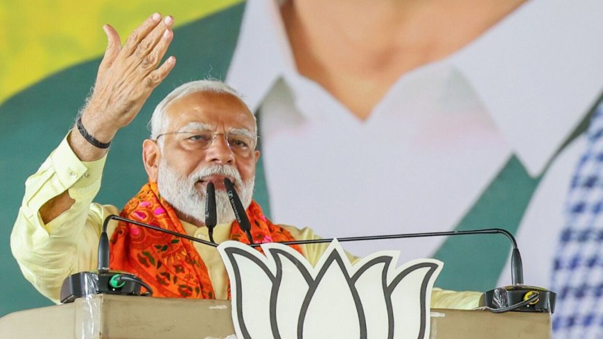 PM Modi receives surprise Mother's Day gift at Bengal rally: 'Will write back to you' | Watch