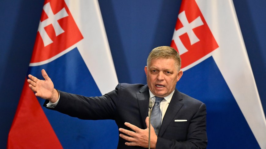 Slovak politicians call for calming of political tensions after shooting of prime minister