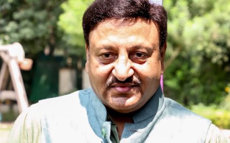 Lok Sabha elections 2024: Postal ballots will be counted first, confirms ECI day after Oppn moves poll body